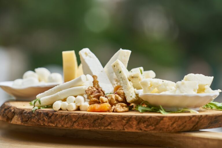 Podróże śladami smaków – czyli podział serów na kraje i regiony