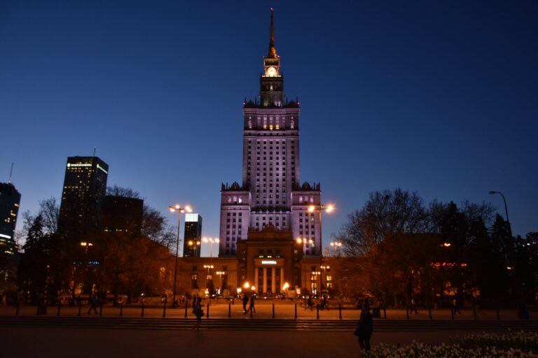 Przegląd zielonych dzielnic Warszawy, czyli gdzie mieszkańcy stolicy mają najwięcej możliwości do wiosennych aktywności