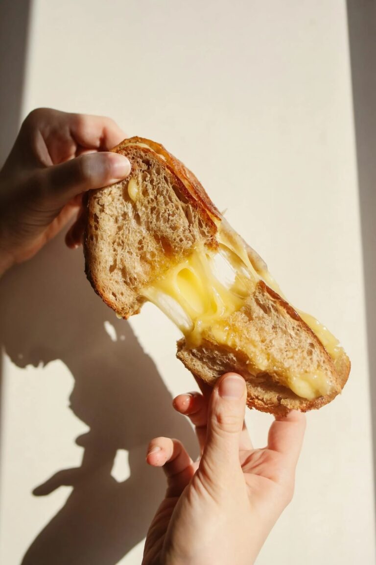 Tosty, panini, tortille – kanapki na ciepło znane na całym świecie!