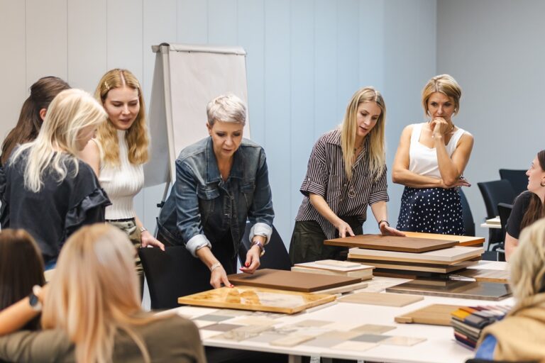 Architekt nie potrzebuje kolejnego katalogu. Potrzebuje partnera