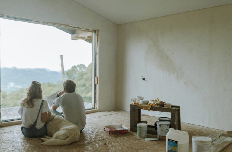 Dom przed trzydziestką? Oto, co musisz wiedzieć, wybierając okna