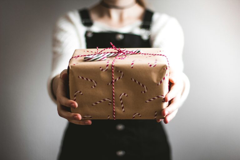 Responsible gifting – trend, który zmienia świąteczne zakupy