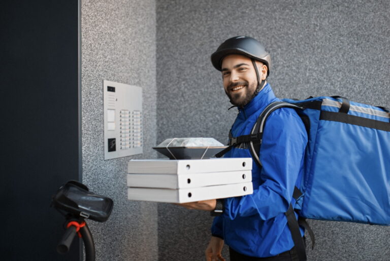 Trendy gastronomiczne 2026 a sezonowe hity: jak wpływają na polski rynek delivery?